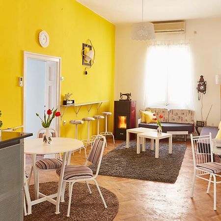 Get Inn Skopje Hostel Екстериор снимка