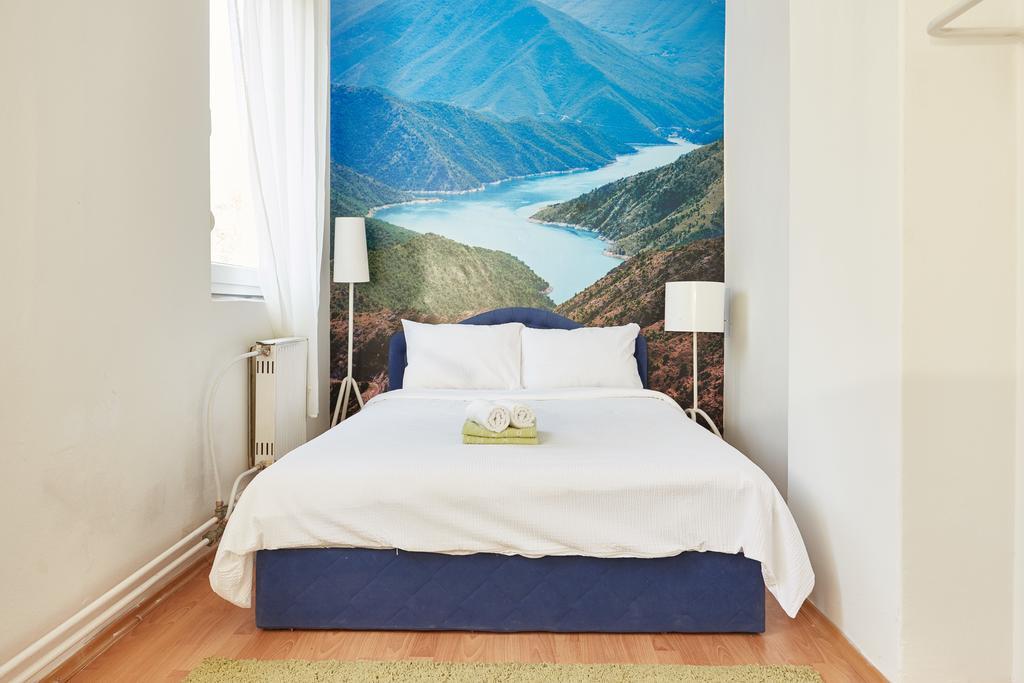 Get Inn Skopje Hostel Екстериор снимка