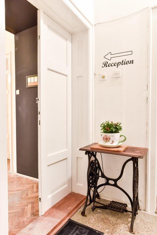Get Inn Skopje Hostel Екстериор снимка